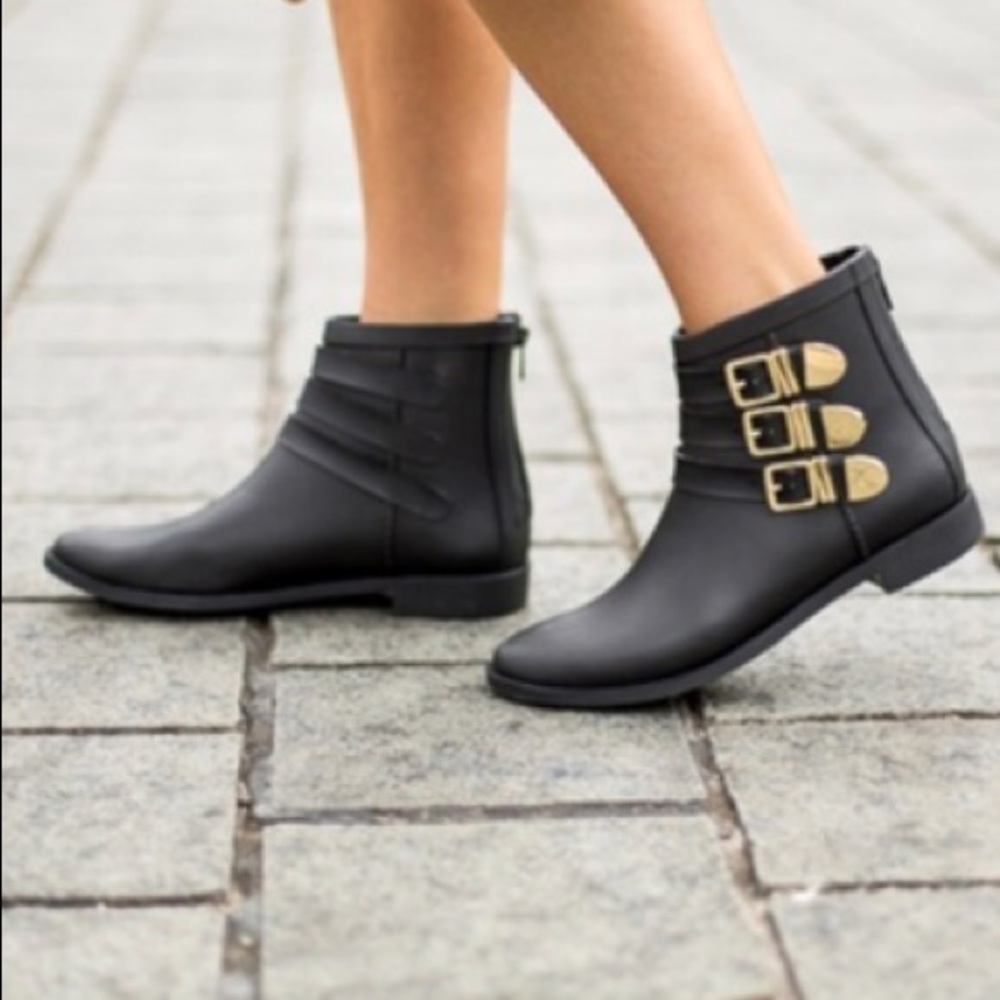 SALE 🎉 Loeffler Randall Rain Bootie